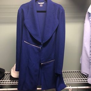NWT Long jacket with zipper details
